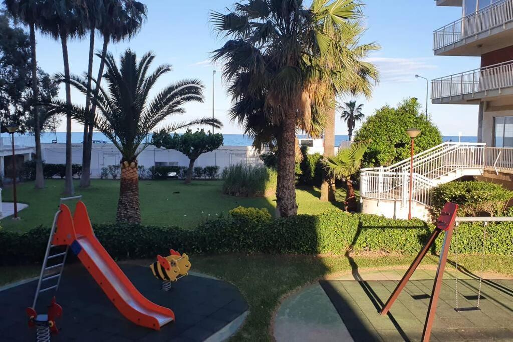 Incredible Seafront With Sunrise And Sunset Views Leilighet Benicàssim Eksteriør bilde