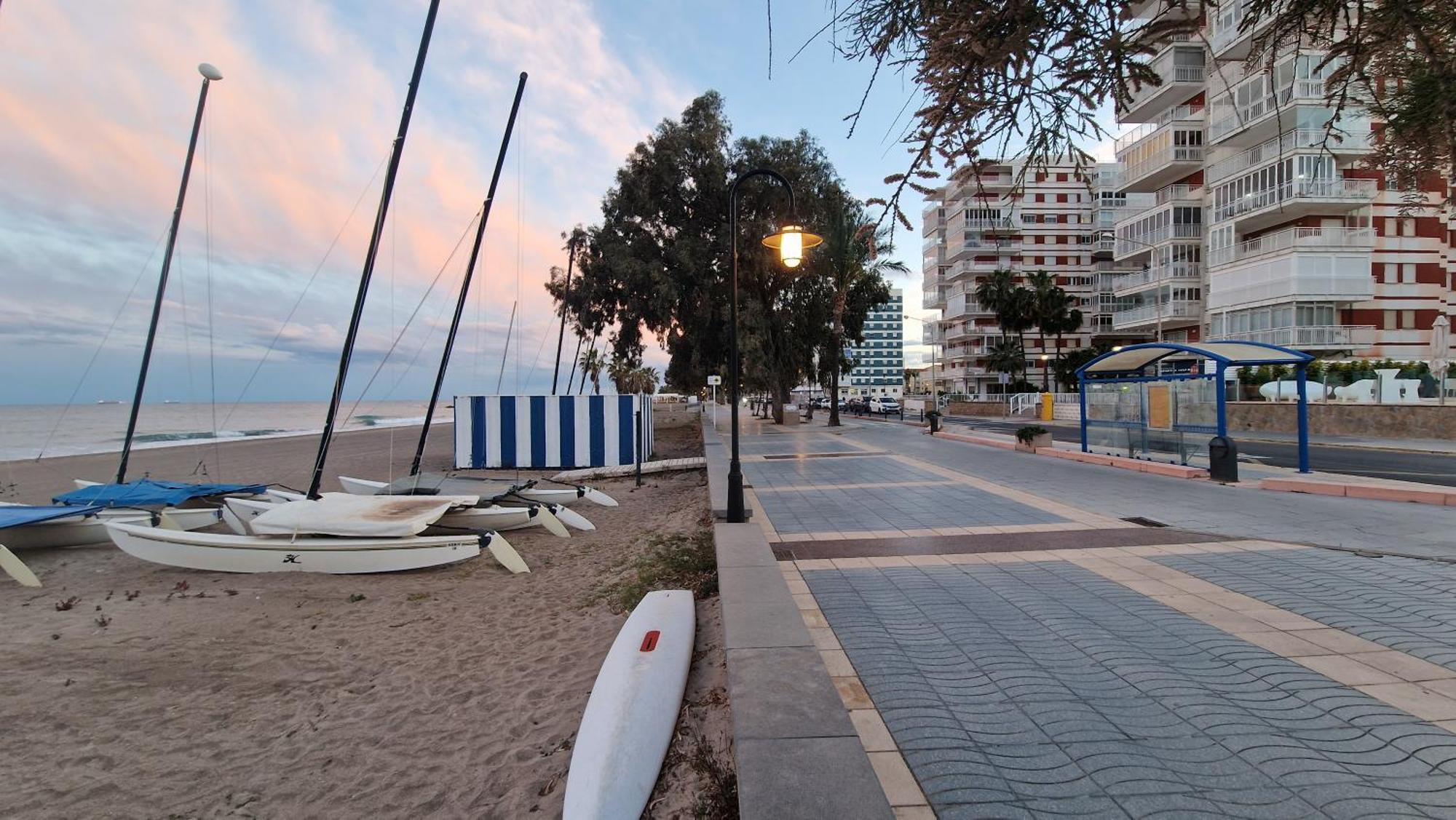 Incredible Seafront With Sunrise And Sunset Views Leilighet Benicàssim Eksteriør bilde